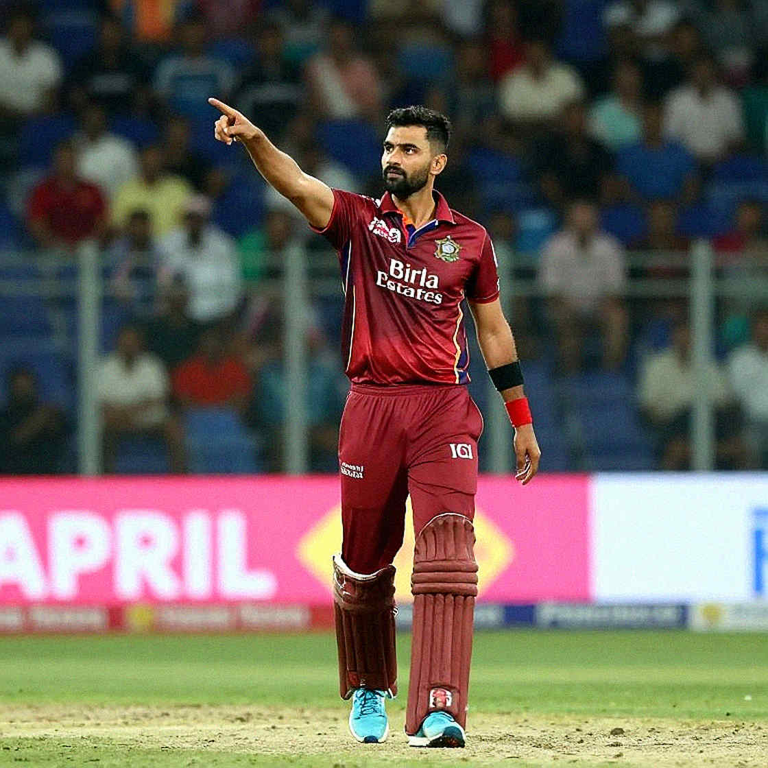 In Asia's Cricket Market the Price Follows the Highlights, Not the Hard Overs